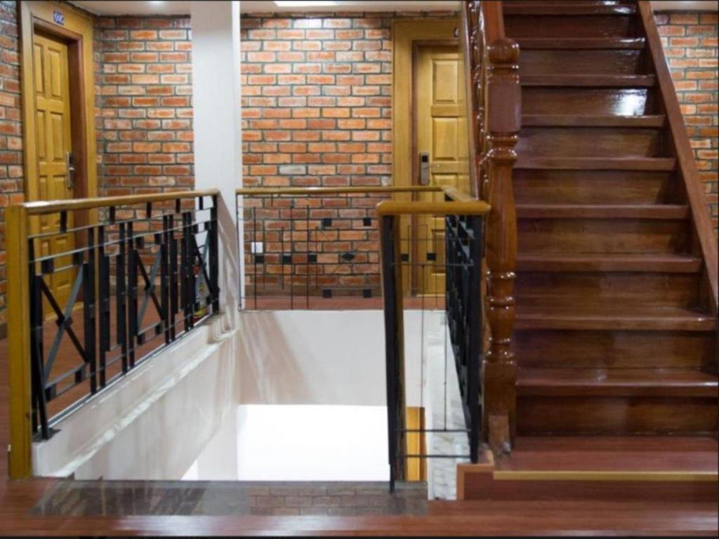 Hotel Bahosi Yangon Luaran gambar